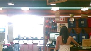 Blonde suce joyeusement avant de se faire porno dingue francais sodomiser