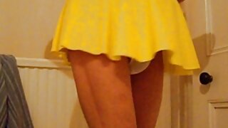 Une fille russe pere et fille porno francais suce une bite et se fait enculer